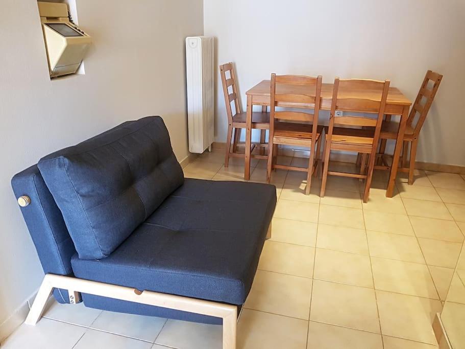 Athens Campus Renovated Studio Apartment @ Ilisia Екстер'єр фото